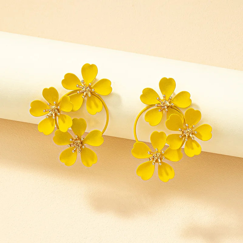 Five-Petal White Daisy Earrings